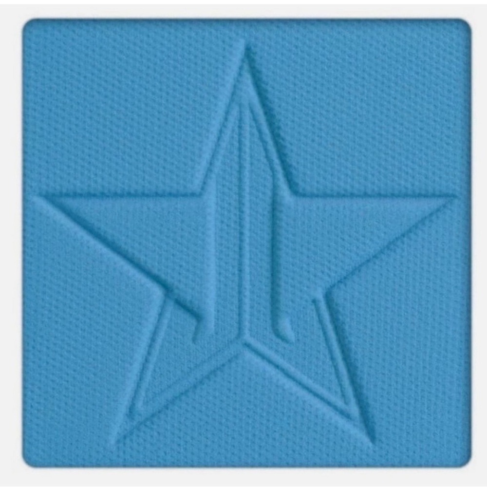 Jeffree Star Eyeshadow, Grand Prismatic, a vibrant sky blue matte color NIB